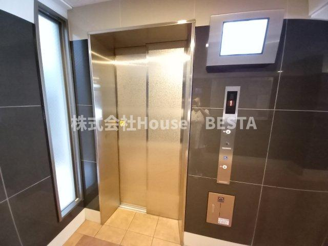 SDグランツ三宮イーストフロントのロビー