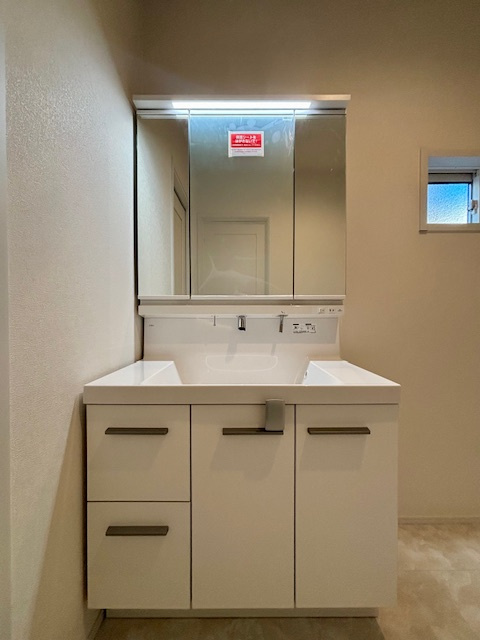 久留米市御井町第15号地の洗面所