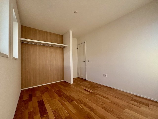 久留米市御井町第15号地の洋室