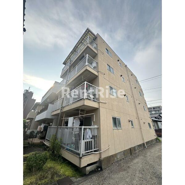 ハイツリトル松下