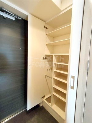 【その他】 | ファステート大阪ドームシティ | シューズボックスがあります