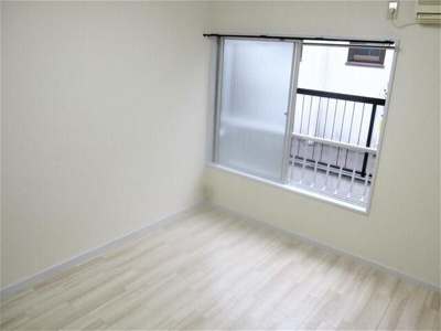 【寝室】 | プラザドゥクリムゾン