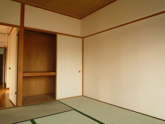 油屋ハイツ中野の和室|来客時にも便利な和室付き