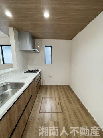 小田原市堀之内2期  新築戸建全7棟のキッチン|お料理しやすいキッチンです