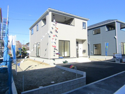 【駐車場】 | クレイドルガーデン甲斐市西八幡第8　2号棟 | 車をお持ちの方に嬉しい駐車場付きの物件です