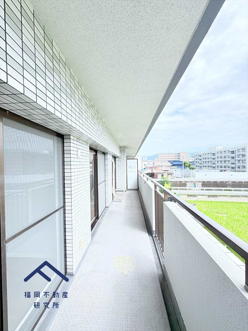 ライオンズマンション博多南第3のバルコニー