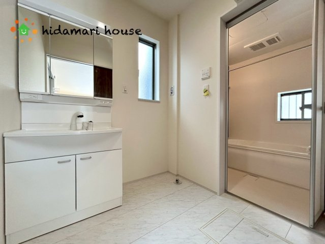 伊奈町西小針1丁目　新築戸建　ハートフルタウンEの脱衣所