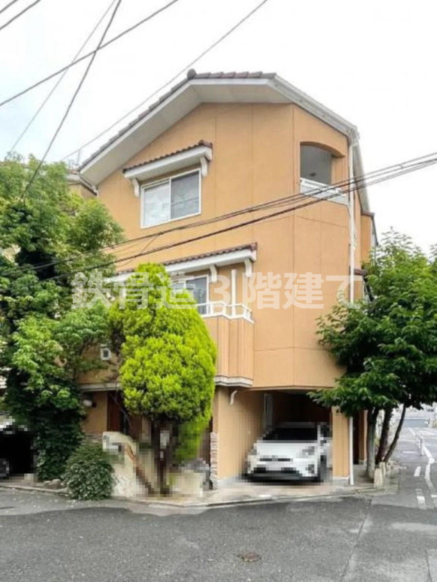 菊水通4丁目　中古一戸建ての構造・工法・仕様|鉄骨造3階建て
■物件内覧・資金計画相談・住宅ローン相談、リフォーム相談、お問合せ受付中■
※当日・翌日のご内覧、ご相談はお電話でのお問合せがスムーズです！
