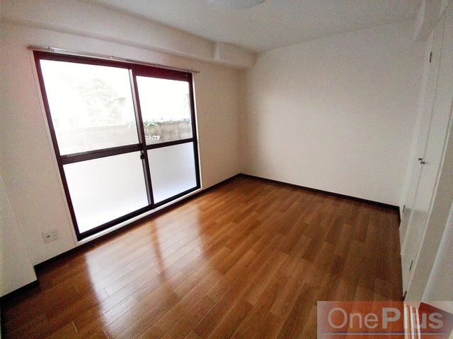 ソアーベの洋室