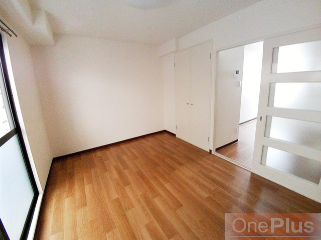 ソアーベの洋室