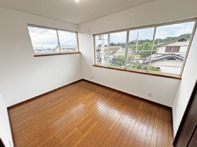 横浜市緑区三保町　中古戸建【仲介手数料無料】のキッチン