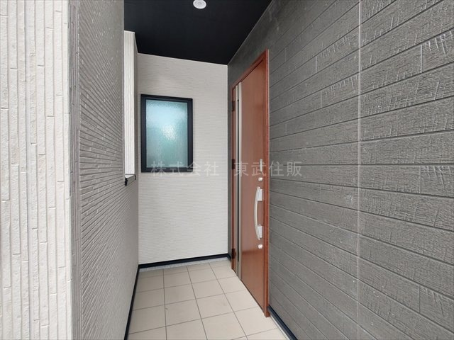 【玄関】 | 東松山市石橋　23　2期　全4棟　2号棟 | 落ち着いた玄関です