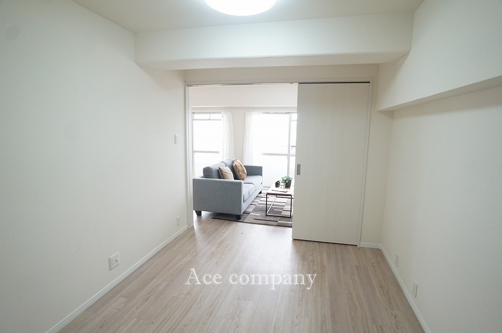 【寝室】の画像