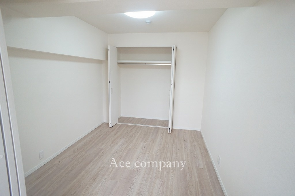 【寝室】の画像