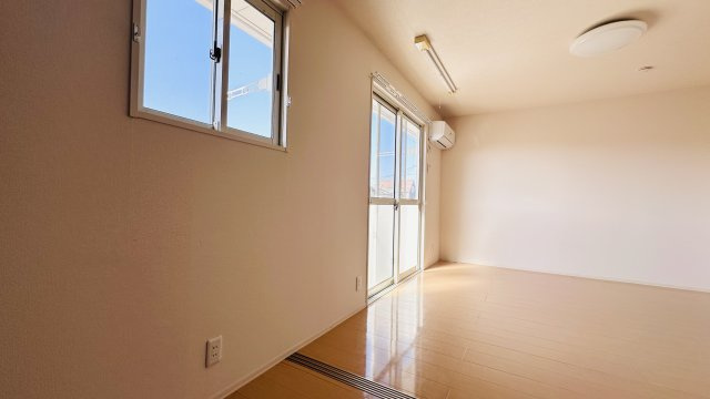 ラ・メーグⅡの洋室