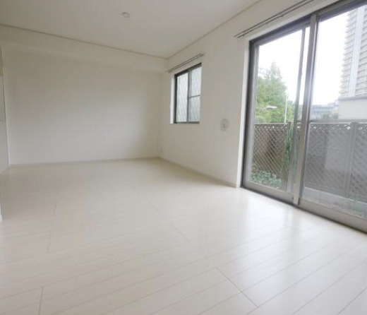 ヴィラージュ志伊III