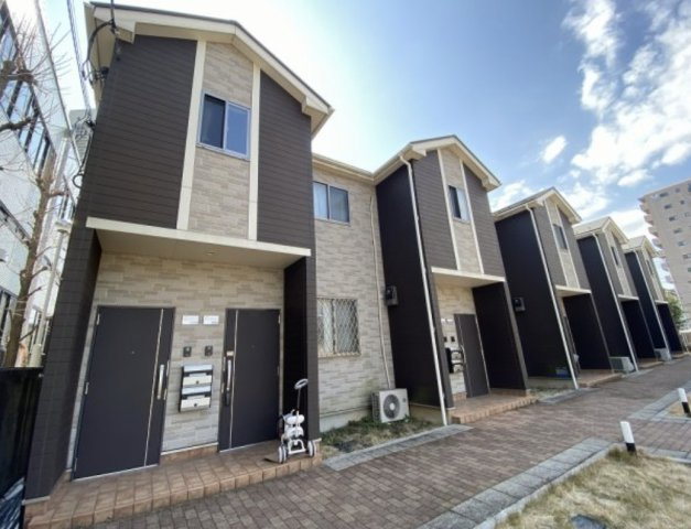 ヴィラージュ志伊III