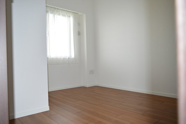 国分寺市西町３丁目の中古マンションの洋室