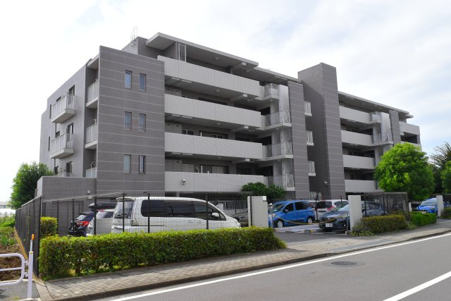 国分寺市西町３丁目の中古マンションの外観