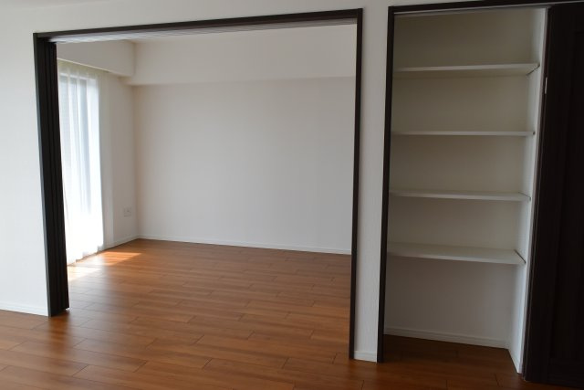 国分寺市西町３丁目の中古マンションの収納