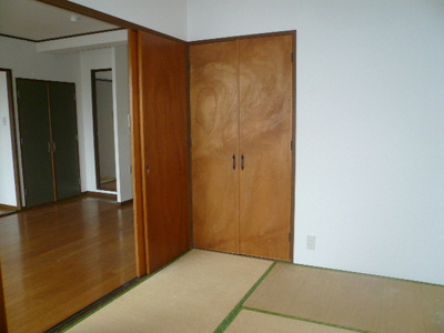 【寝室】 | ノアズ・アーク