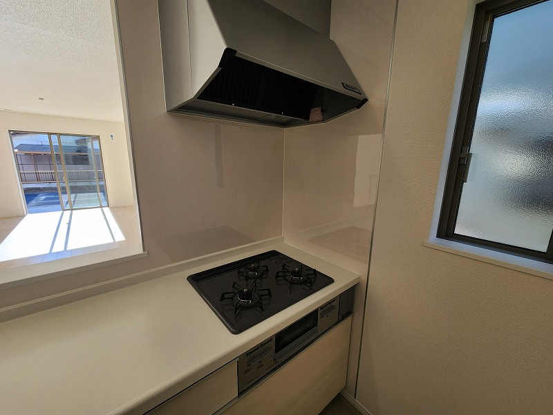 小牧市安田町　新築戸建　A号棟のキッチン|キッチンでお料理をお楽しみください