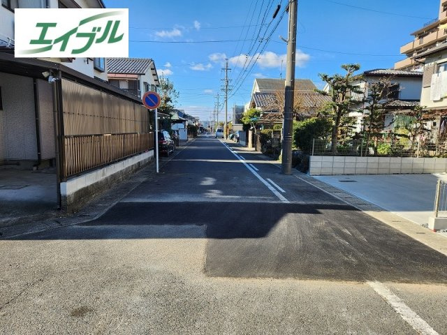 小牧市安田町　新築戸建　A号棟の前面道路含む現地写真