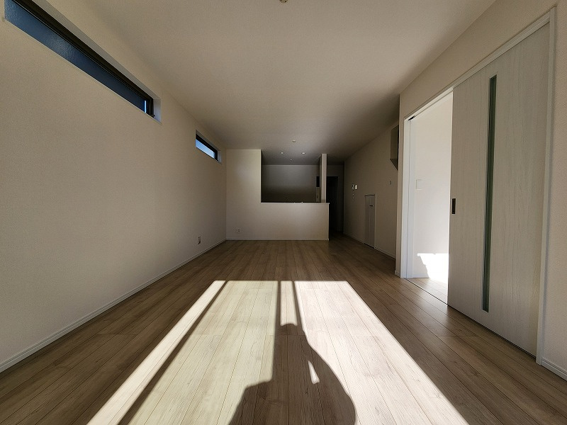 小牧市安田町　新築戸建　A号棟の居間・リビング|ゆったりとしたリビングです