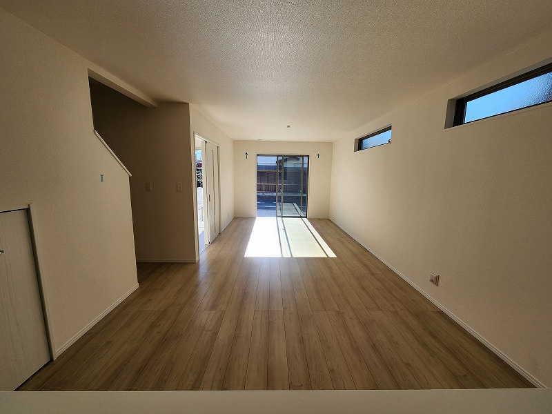 小牧市安田町　新築戸建　A号棟の居間・リビング|ゆったり過ごせるリビングです