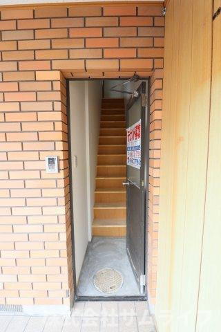 【エントランス】 | 新飯塚テナント