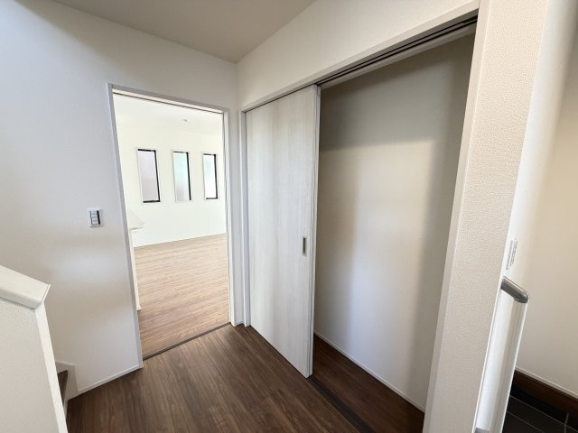 第3富士見町時沢　新築戸建　6号棟の収納|１階廊下収納付きです♪
