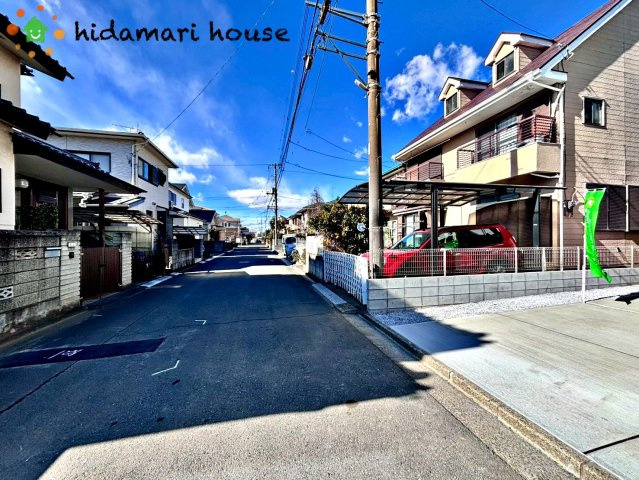 上尾市中分3期　新築戸建　TERRACE01の前面道路含む現地写真