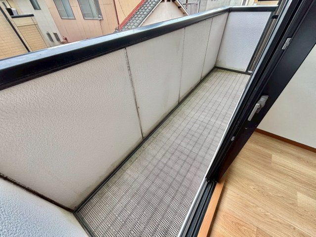 前田メゾネットのバルコニー