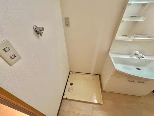 前田メゾネットの洗面所