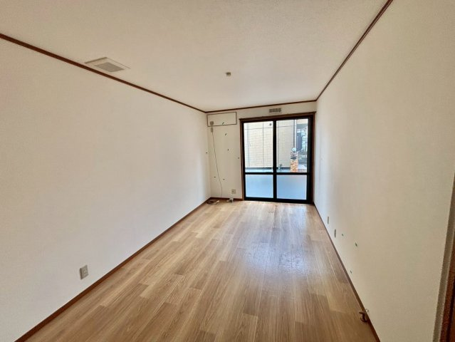 前田メゾネットの居間・リビング