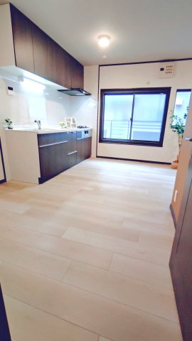 衣摺3丁目中古戸建の居間・リビング