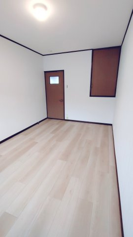 衣摺3丁目中古戸建の寝室