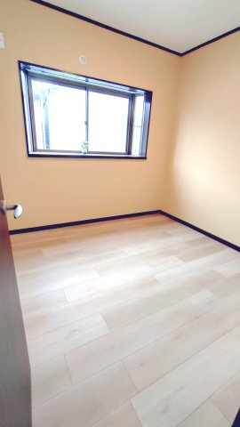 衣摺3丁目中古戸建の子供部屋