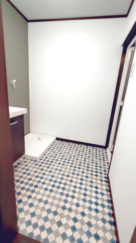 衣摺3丁目中古戸建の脱衣所