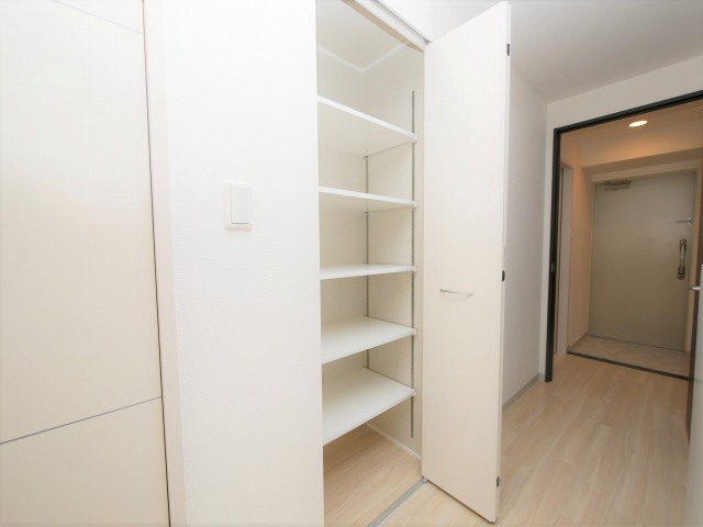 セレーナコンフォルト天神橋　の収納|セレーナコンフォルト天神橋　物入