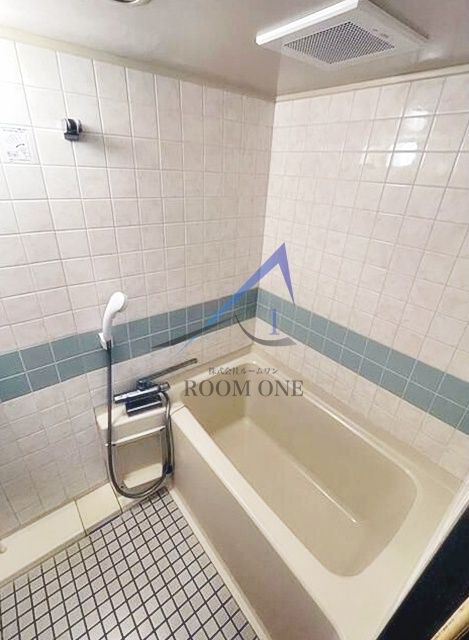 ザ・クレストの浴室|お風呂です。