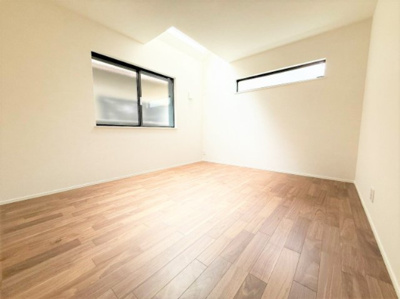 【洋室】 | 【仲介手数料４９０万円が無料！！】■プレミアム仕様■４ＬＤＫ＋車庫■収納たっぷり■制震ダンパー | 【諸費用４９０万円ＯＦＦです！！】
■プレミアム仕様
■４ＬＤＫ＋車庫
■収納たっぷり
■制震ダンパー
■高断熱住宅
■ＺＥＨ水準住宅
■省エネ性能ラベル