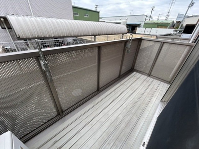 【バルコニー】 | クラウディアｉｎ御領 | 暖かな日差しのふりそそぐバルコニー