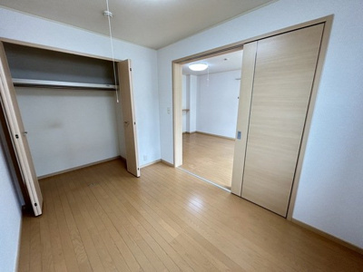 【内装】 | クラウディアｉｎ御領 | 内装は落ち着いています