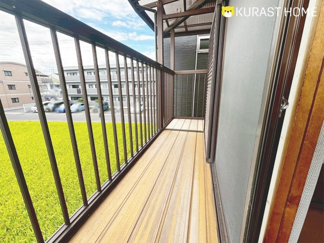 京都市西京区下津林南中島町　中古戸建のバルコニー