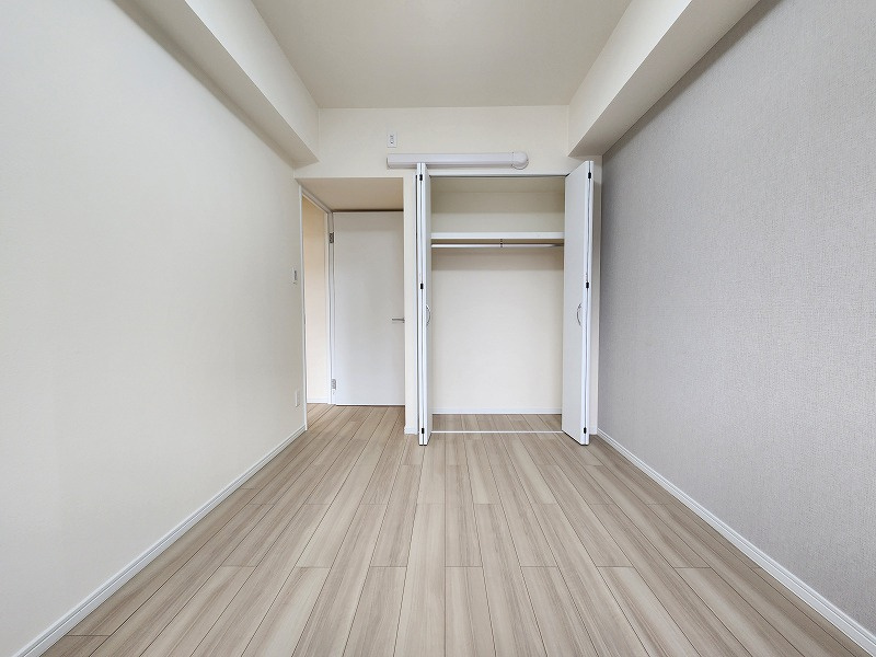 グローリアス小牧第2の洋室|個人の部屋や寝室として使える洋室です