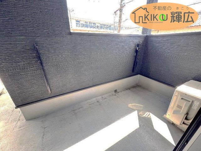 【バルコニー】 | 高砂市高砂町朝日町　中古戸建