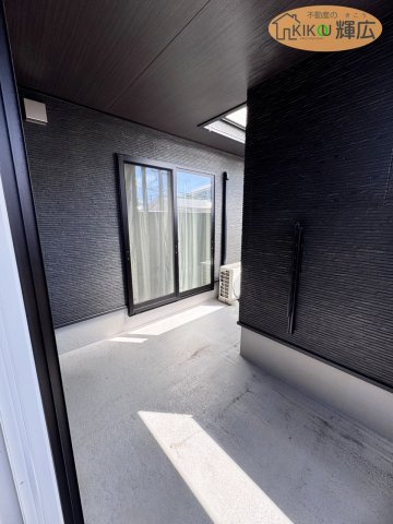 【バルコニー】 | 高砂市高砂町朝日町　中古戸建