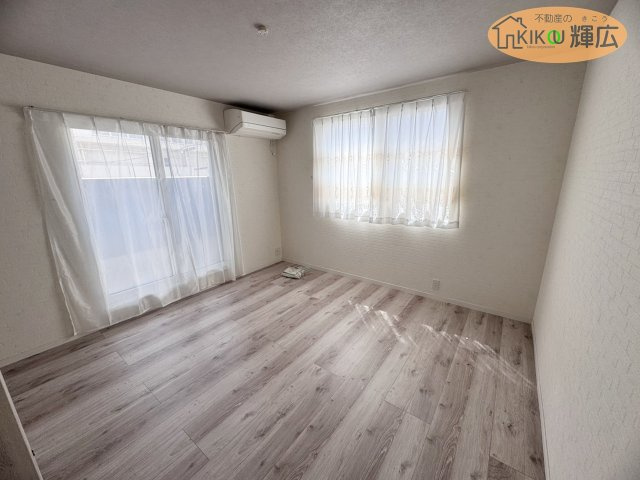 【洋室】 | 高砂市高砂町朝日町　中古戸建
