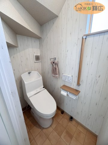 【トイレ】 | 高砂市高砂町朝日町　中古戸建